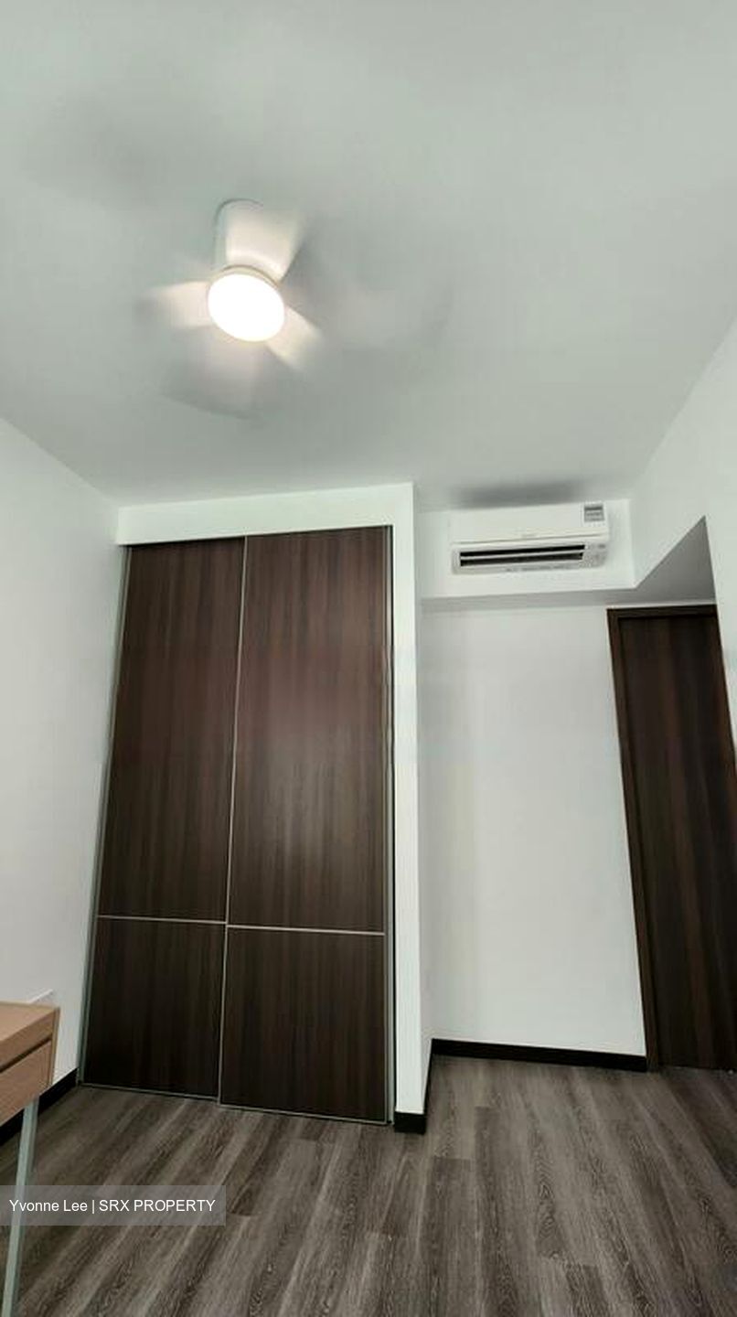 Pasir Ris Drive 8 (D18), Condominium #459539491